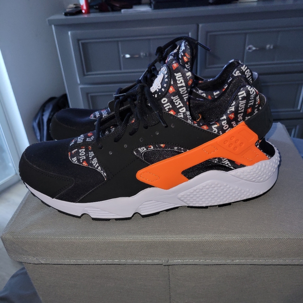 Nike Huarache just do it